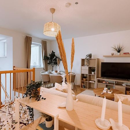 90Qm, 3 Bedrooms, Near Schoenbrunn, Balcony - Axara Housing Wien Exteriör bild